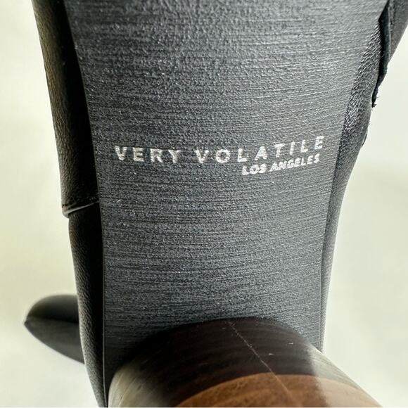 Very Volatile Womens Stacked Heeled Boots Black Leather Ankle Booties Size 6.5 - Picture 11 of 12